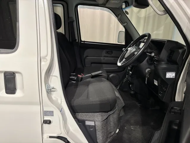 ハイゼットカーゴ　４ＷＤ（ダイハツ）の車両写真