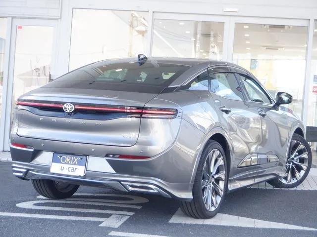 クラウン クロスオーバー(トヨタ)の車両写真
