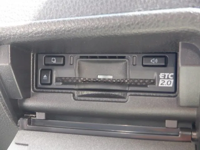 クラウン クロスオーバー(トヨタ)の車両写真