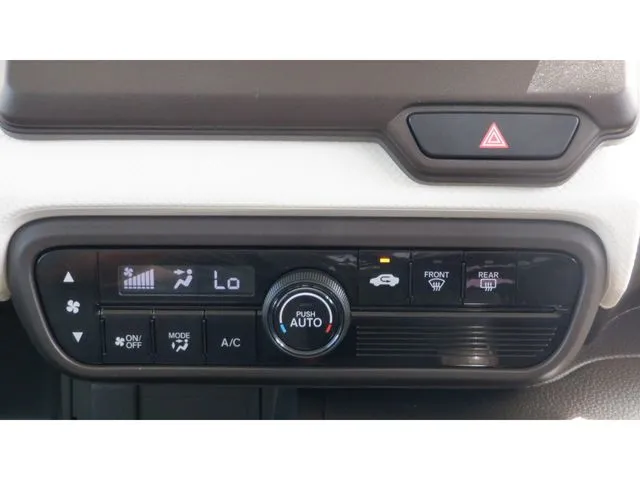Ｎ　ＢＯＸ（ホンダ）の車両写真