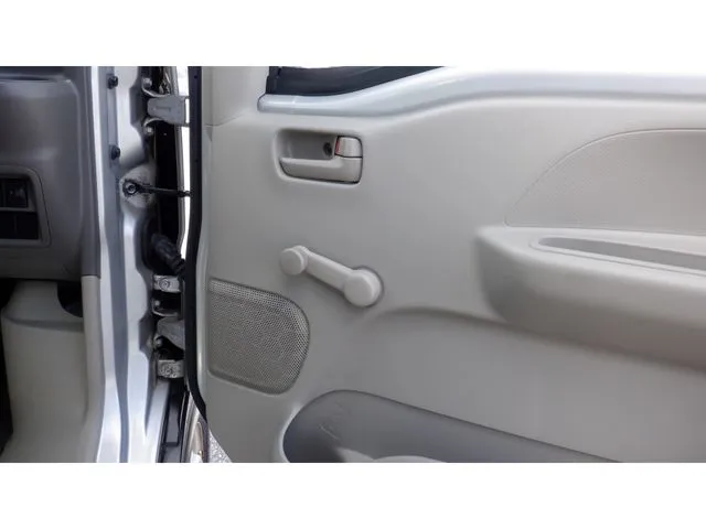 エブリイバン（スズキ）の車両写真
