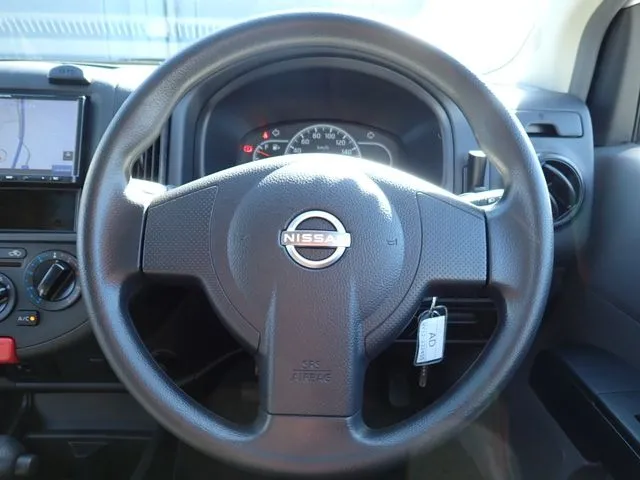 AD(ニッサン)の車両写真