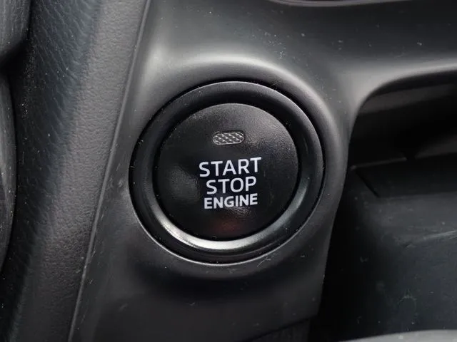 ＭＡＺＤＡ２（マツダ）の車両写真