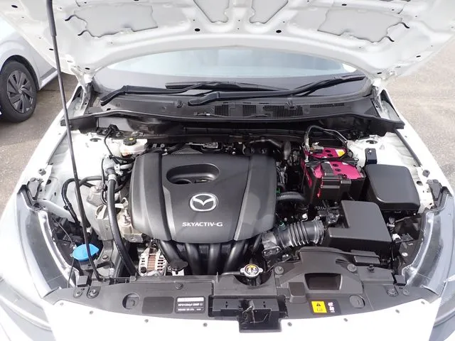 ＭＡＺＤＡ２（マツダ）の車両写真