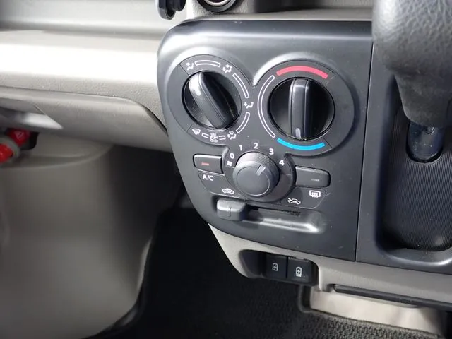 エブリイバン(スズキ)の車両写真