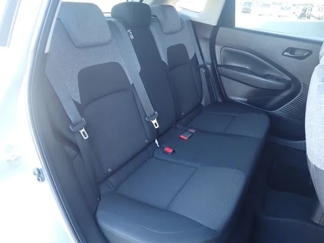ノート(ニッサン)の車両写真