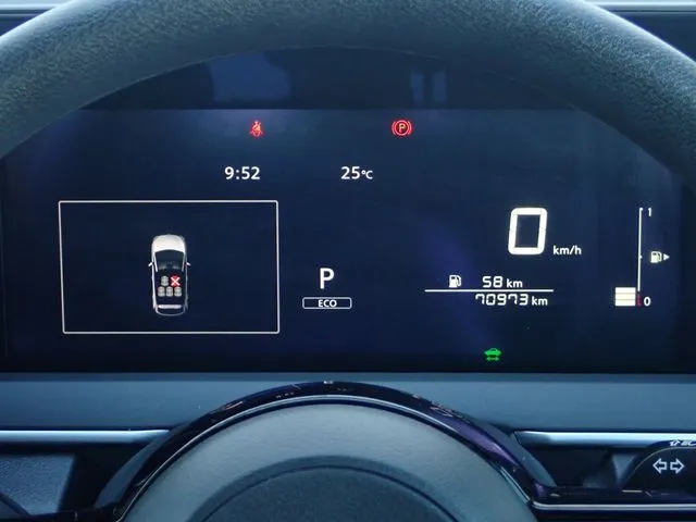ノート(ニッサン)の車両写真