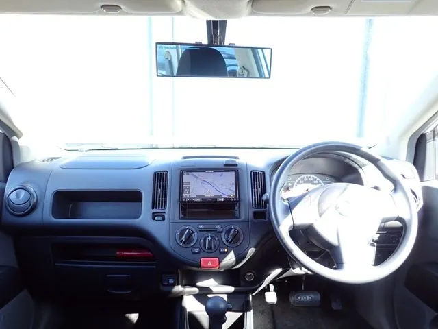NV150 AD 2WD(ニッサン)の車両写真