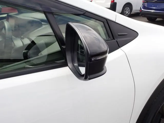 プリウス(トヨタ)の車両写真