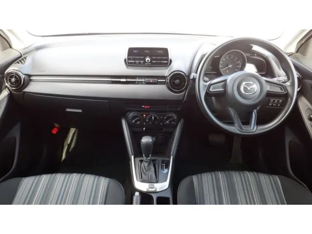 マツダ　ＭＡＺＤＡ２