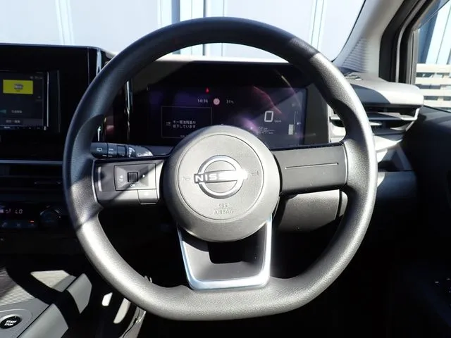 ノート(ニッサン)の車両写真