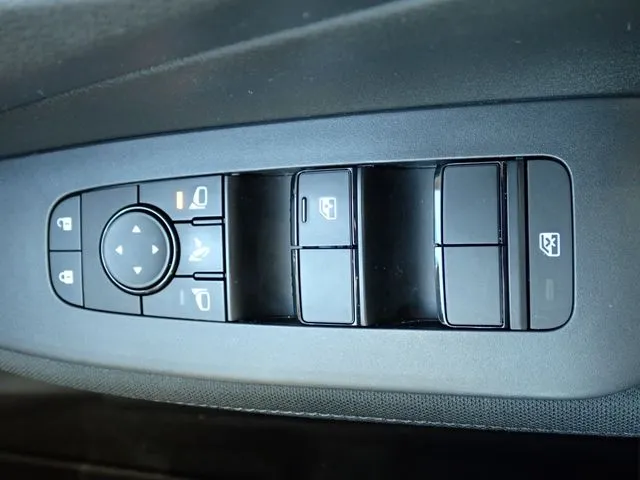 ノート(ニッサン)の車両写真