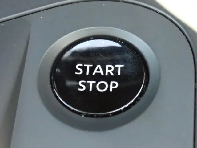 ノート(ニッサン)の車両写真