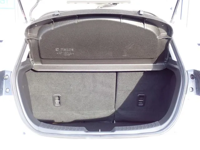 MAZDA2(マツダ)の車両写真
