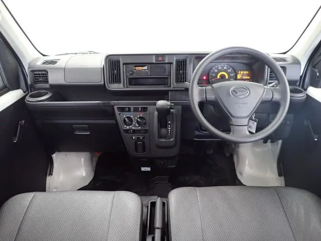 ハイゼットカーゴ(ダイハツ)の車両写真