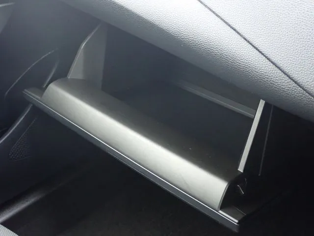 カローラ セダン(トヨタ)の車両写真