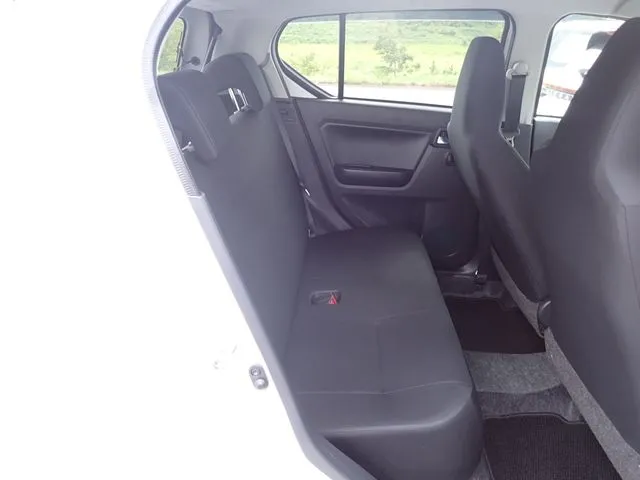 ミラ イース(ダイハツ)の車両写真