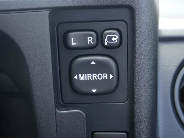 プロボックスバン 2WD(トヨタ)の車両写真