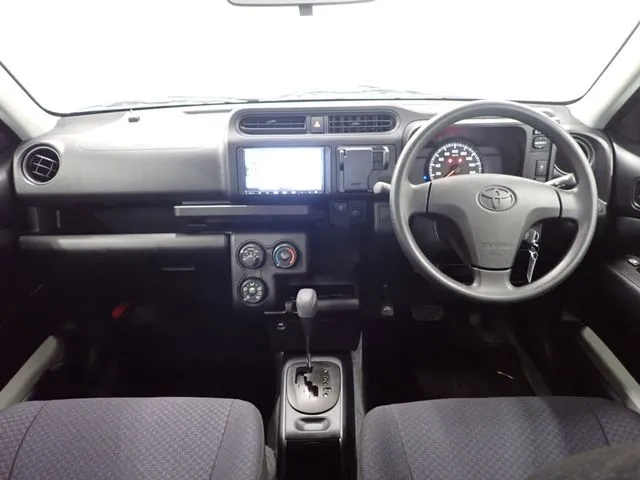 プロボックスバン 2WD(トヨタ)の車両写真