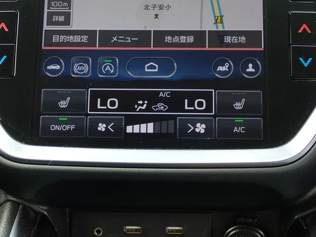 レヴォーグ（スバル）の車両写真