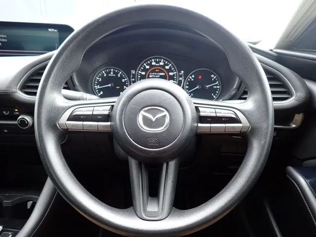 MAZDA3 セダン(マツダ)の車両写真