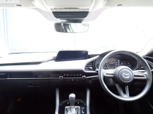 MAZDA3 セダン(マツダ)の車両写真