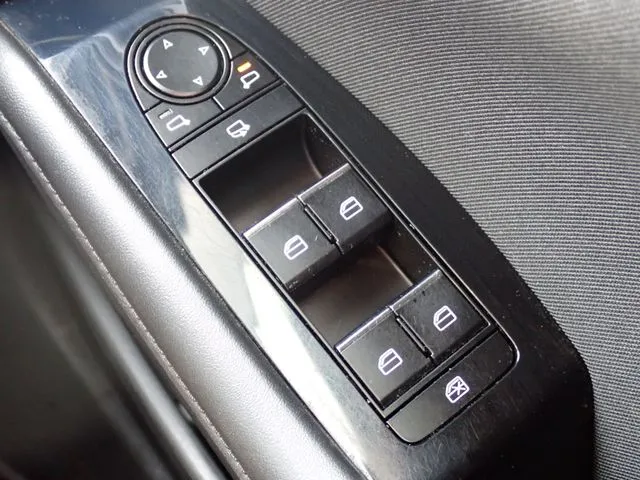 MAZDA3 セダン(マツダ)の車両写真