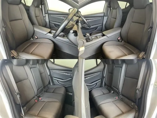ＭＡＺＤＡ３　ファストバック（マツダ）の車両写真