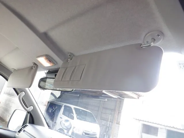 ハイエースバン 1.25t 2WD(トヨタ)の車両写真