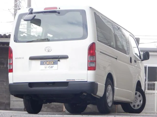 ハイエースバン 1.25t 2WD(トヨタ)の車両写真