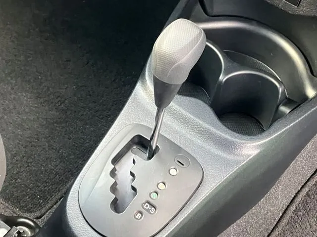ヴィッツ(トヨタ)の車両写真