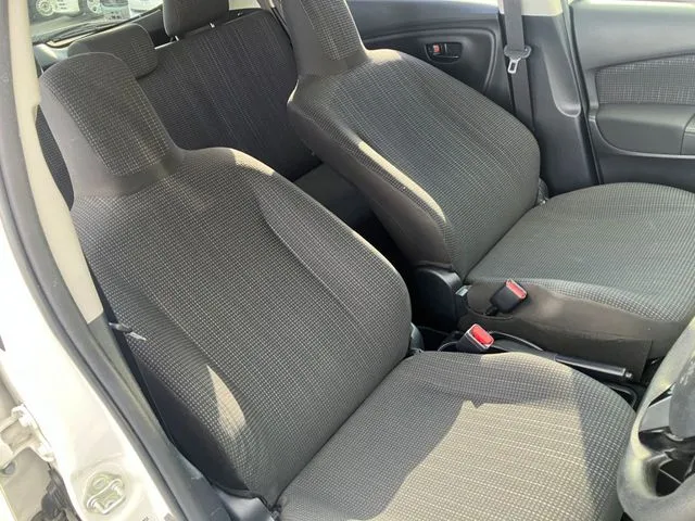 ヴィッツ(トヨタ)の車両写真