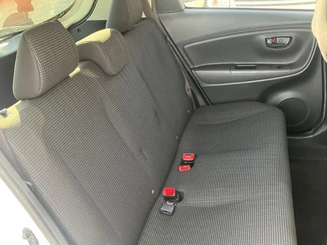 ヴィッツ(トヨタ)の車両写真