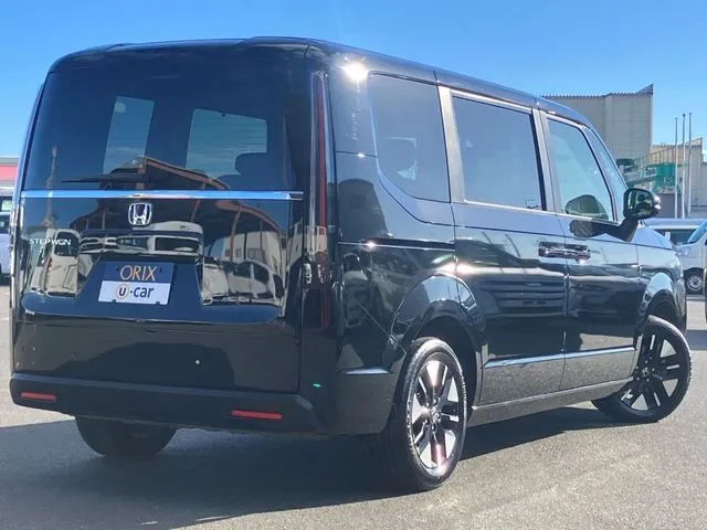 ステップワゴン　４ＷＤ（ホンダ）の車両写真