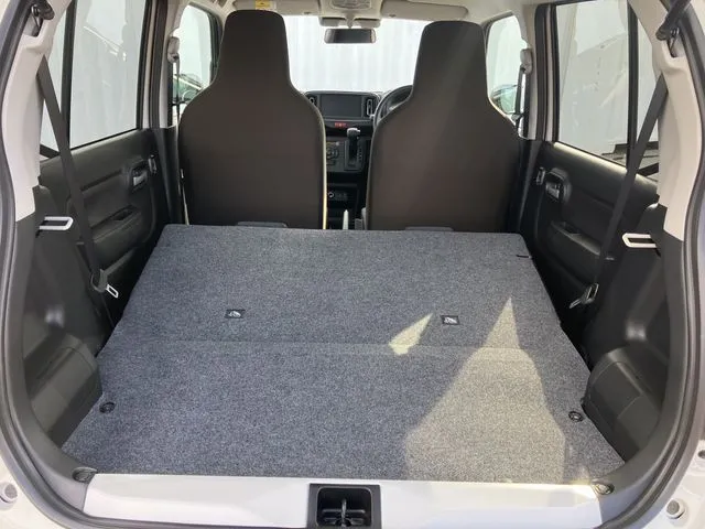 スズキ　アルト　４ＷＤ