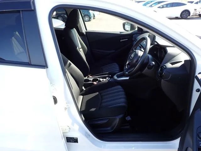 マツダ　ＭＡＺＤＡ２