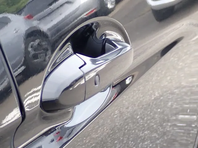 シャトル ハイブリッド(ホンダ)の車両写真