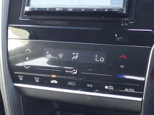 シャトル ハイブリッド(ホンダ)の車両写真