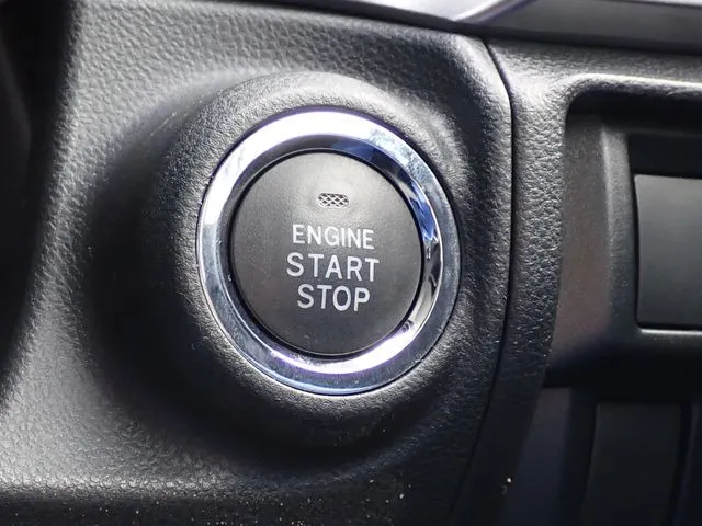 ＳＵＢＡＲＵ　ＸＶ　ハイブリッド（スバル）の車両写真