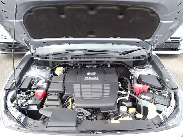 ＳＵＢＡＲＵ　ＸＶ　ハイブリッド（スバル）の車両写真