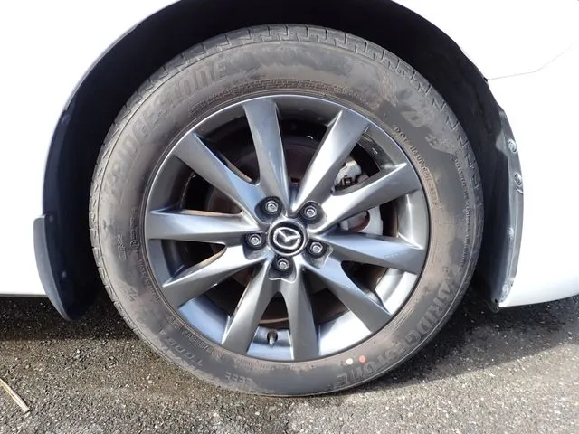 マツダ　ＭＡＺＤＡ６　セダン