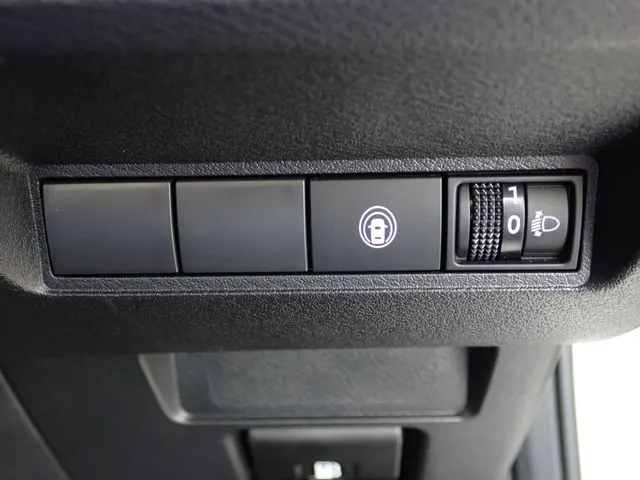 ノート(ニッサン)の車両写真