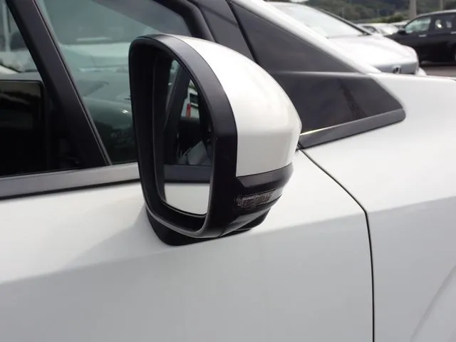 ノート(ニッサン)の車両写真