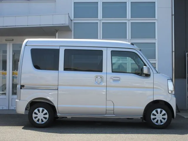 ニッサン　クリッパーバン　４ＷＤ