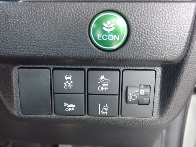 フィット ハイブリッド(ホンダ)の車両写真