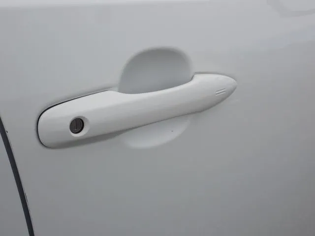 プリウス(トヨタ)の車両写真