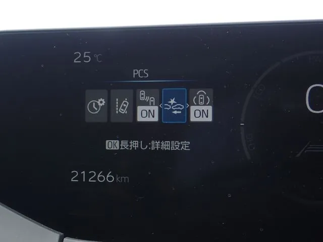 プリウス(トヨタ)の車両写真