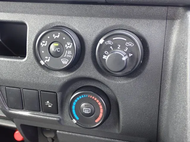 レジアスエースバン 1.25t 2WD(トヨタ)の車両写真