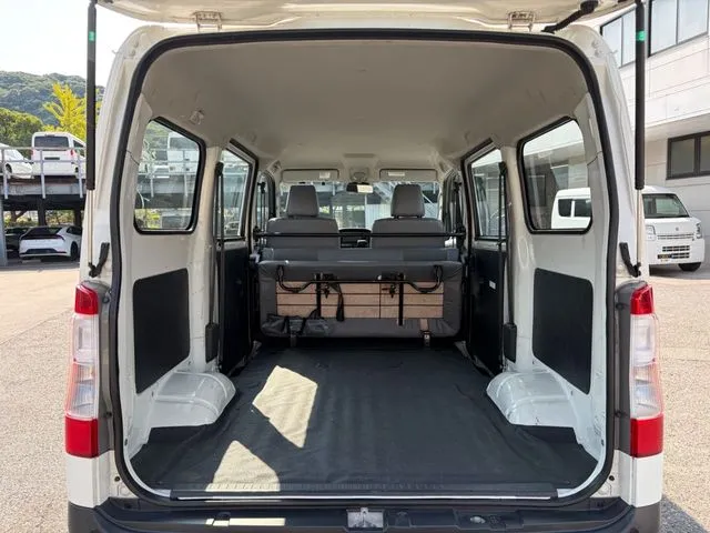 タウンエースバン 2WD(トヨタ)の車両写真