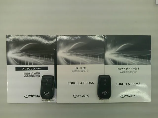 カローラクロス ハイブリッド(トヨタ)の車両写真